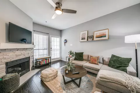 4800 W Lovers Ln, Dallas, TX 75209