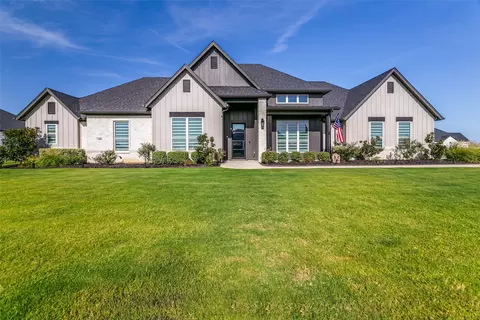 12000 Bella Vino Dr, Fort Worth, TX 76126