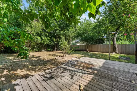 Exterior - 400 Capps St, Marlin, TX 76661 photo 7 of 7
