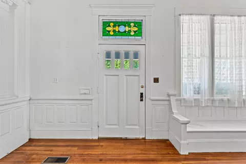 Entry Way - 400 Capps St, Marlin, TX 76661 photo 1 of 4