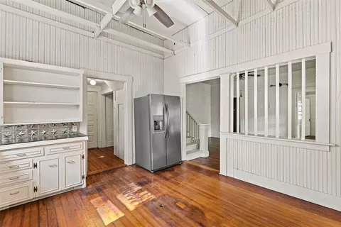 Kitchen - 400 Capps St, Marlin, TX 76661 photo 2 of 3