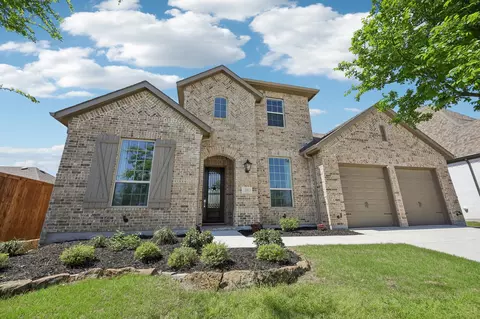 4101 Hawthorn Dr, Aubrey, TX 76227