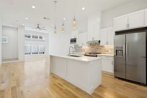 1910 Caddo St #B102, Dallas, TX 75204