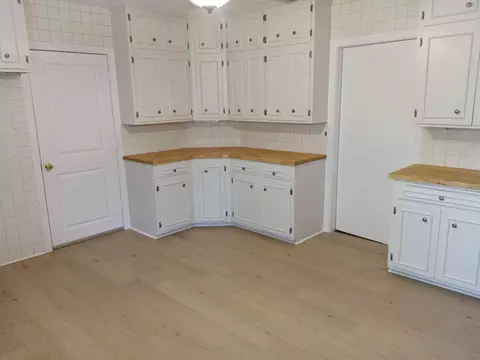 Kitchen - 2116 N 33rd St, Waco, TX 76708 photo 3 of 3