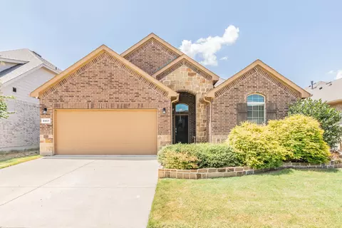 8901 Thompson Rd, Argyle, TX 76226