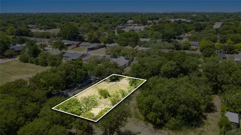 1825 Avenue C, Grand Prairie, TX 75051