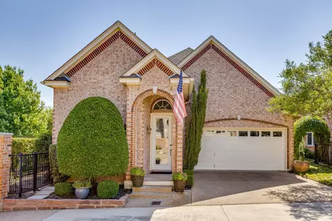 5065 Pershing Ave, Fort Worth, TX 76107