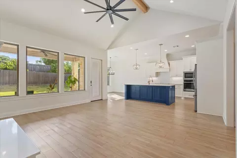 Living - 10357 Fallen Leaf Dr, Waco, TX 76712 photo 5 of 5