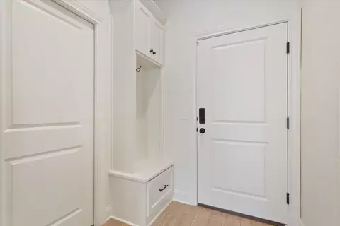 Entry Way - 10357 Fallen Leaf Dr, Waco, TX 76712 photo 4 of 4