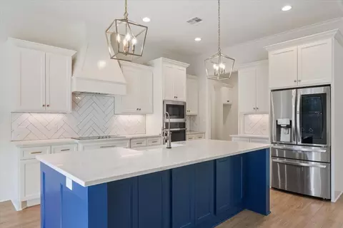 Kitchen - 10357 Fallen Leaf Dr, Waco, TX 76712 photo 2 of 6