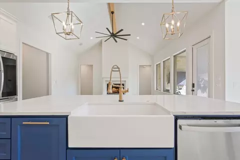 Kitchen - 10357 Fallen Leaf Dr, Waco, TX 76712 photo 5 of 6