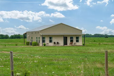 Exterior - 435 County Road 4875, Celeste, TX 75423 photo 4 of 4