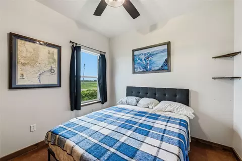 Bedroom - 435 County Road 4875, Celeste, TX 75423 photo 3 of 5