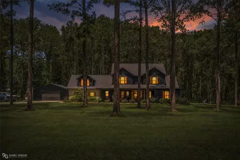 1652 Gravel Point Rd, Frierson, LA 71027