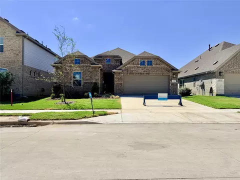 4929 Hitching Post Dr, Crowley, TX 76036