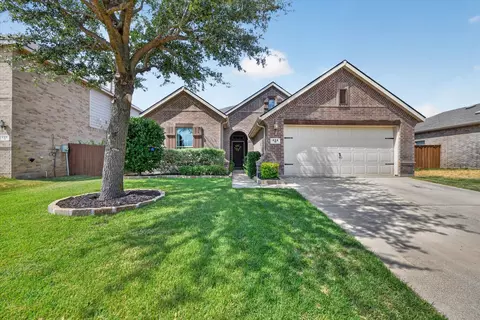 424 Foxcraft Dr, Fort Worth, TX 76131