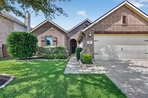 424 Foxcraft Dr, Fort Worth, TX 76131