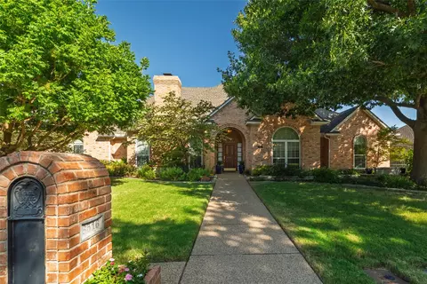 6516 Meadow Haven Dr, Fort Worth, TX 76132