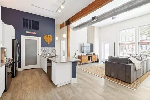 2502 Live Oak St #104, Dallas, TX 75204
