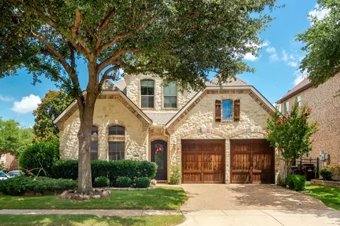 4821 Pyramid Dr, Plano, TX 75093