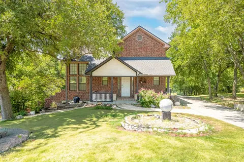 2460 Waterstone Dr, Cedar Hill, TX 75104
