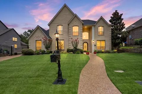 3001 Sunray Valley Ct, Arlington, TX 76012