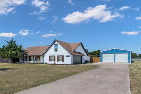 6560 Meadow Ridge Cir, Nevada, TX 75173