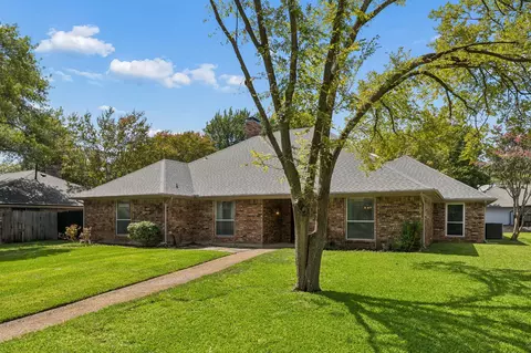6611 Elvedon Dr, Dallas, TX 75248