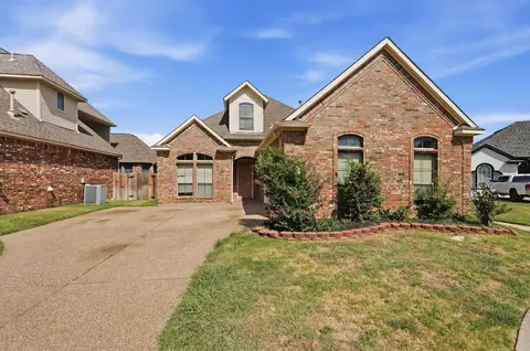 4203 Lucy Ln, Arlington, TX 76016