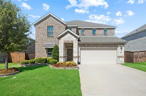 10105 Lakemont Dr, Fort Worth, TX 76131