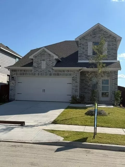 3541 Hank Dr, Heartland, TX 75114