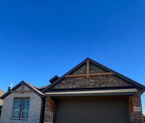 10145 Birchpoint Dr, Fort Worth, TX 76108