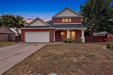 3622 Hershal Dr, Midlothian, TX 76065