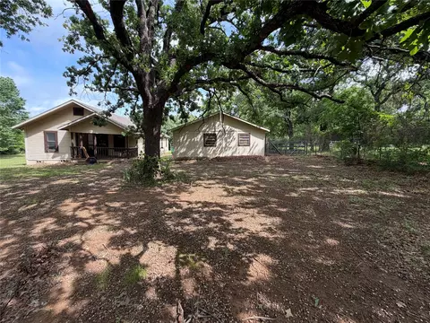 2512 Timber Rd, Burleson, TX 76028