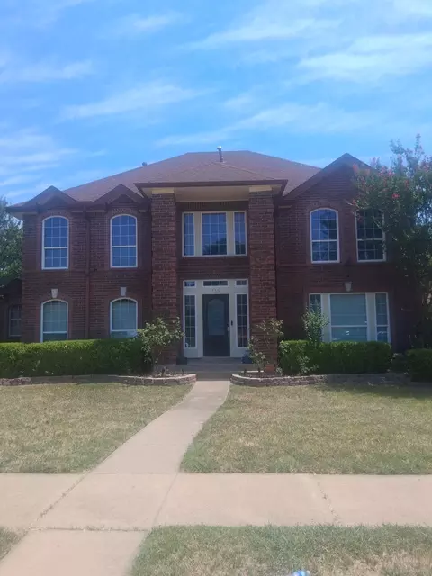 715 Pulitzer Ln, Allen, TX 75002
