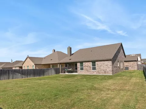 Exterior - 3121 Greymoore Dr, Anna, TX 75409 photo 5 of 6