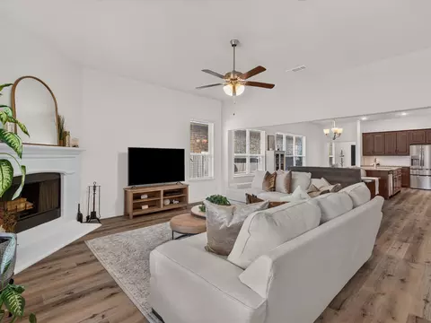 Living - 3121 Greymoore Dr, Anna, TX 75409 photo 2 of 4