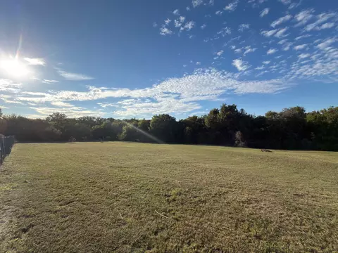 108 Tay Ct, Weatherford, TX 76088