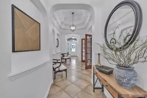 4013 Hunter Peak Rd, Roanoke, TX 76262