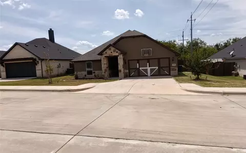 314 Pleasant View Dr, Weatherford, TX 76086