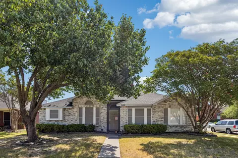 7100 Longo Dr, The Colony, TX 75056