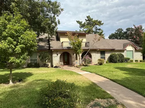 11956 Midlake Dr, Dallas, TX 75218