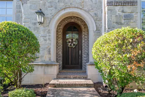 5009 Glenshire Dr, Flower Mound, TX 75028