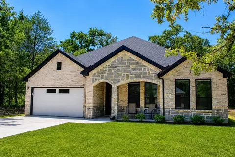 207 Driftwood Dr, Trinidad, TX 75163