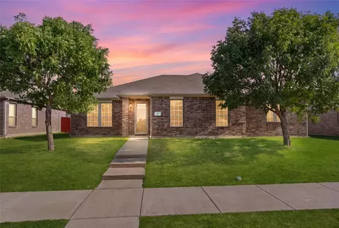 741 Jewelflower Dr, Desoto, TX 75115
