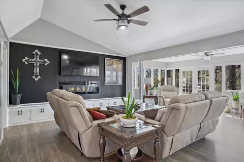103 Brandon, Edgewood, TX 75117