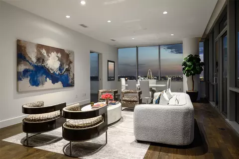 2200 Victory Ave #2007, Dallas, TX 75219