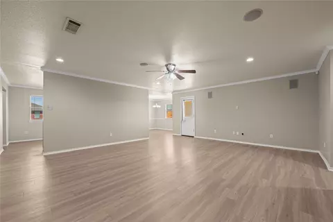 Living - 10805 Snow Pea Dr, Waco, TX 76708 photo 2 of 4