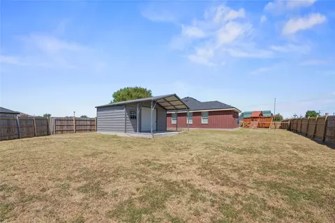 Exterior - 10805 Snow Pea Dr, Waco, TX 76708 photo 3 of 4