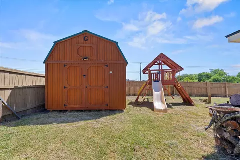 Exterior - 10805 Snow Pea Dr, Waco, TX 76708 photo 4 of 4